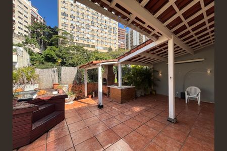 Apartamento à venda com 220m², 3 quartos e 1 vagaCobertura