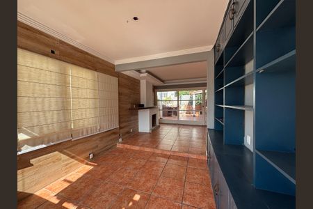 Apartamento à venda com 220m², 3 quartos e 1 vagaSala de jantar