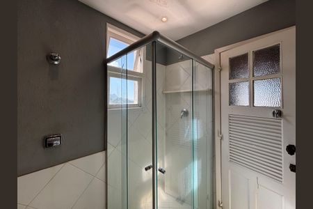 Apartamento à venda com 220m², 3 quartos e 1 vagaSuíte 1 Banheiro