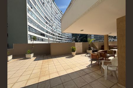 Apartamento à venda com 220m², 3 quartos e 1 vagaTerraço