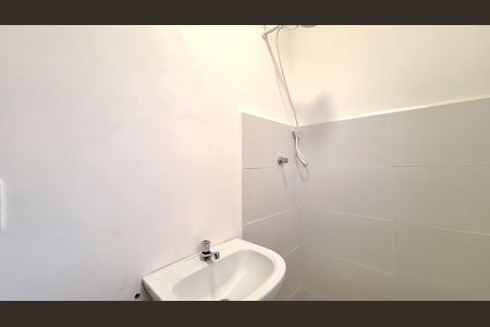 Casa para alugar com 60m², 1 quarto e sem vagaBanheiro