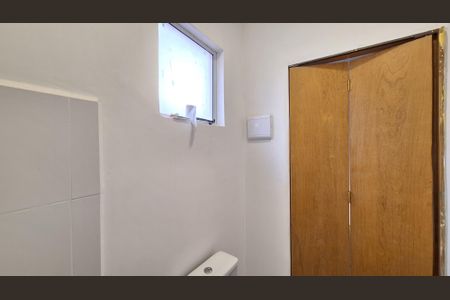 Casa para alugar com 60m², 1 quarto e sem vagaBanheiro