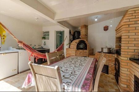 Casa à venda com 200m², 5 quartos e 2 vagasFoto 07