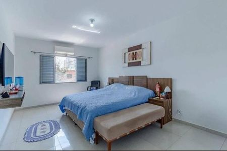 Casa à venda com 200m², 5 quartos e 2 vagasFoto 24