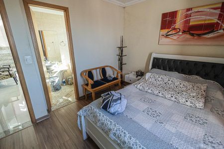 Apartamento à venda com 150m², 3 quartos e 1 vaga Apartamento à venda com 150m², 3 quartos e 1 vagaSuíte