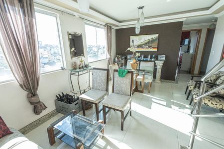 Apartamento à venda com 150m², 3 quartos e 1 vaga Apartamento à venda com 150m², 3 quartos e 1 vagaSala