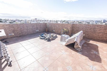 Apartamento à venda com 150m², 3 quartos e 1 vaga Apartamento à venda com 150m², 3 quartos e 1 vagaCobertura