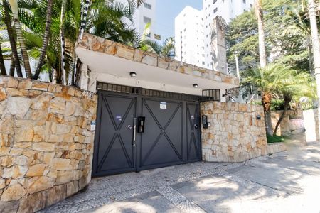 Apartamento para alugar com 170m², 3 quartos e 3 vagasFachada