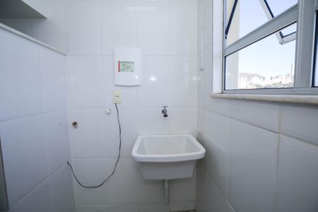 Apartamento à venda com 65m², 2 quartos e 1 vagaÁrea de Serviço