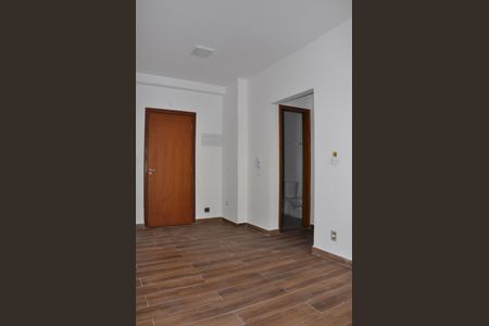 Apartamento à venda com 32m², 1 quarto e sem vagaSala