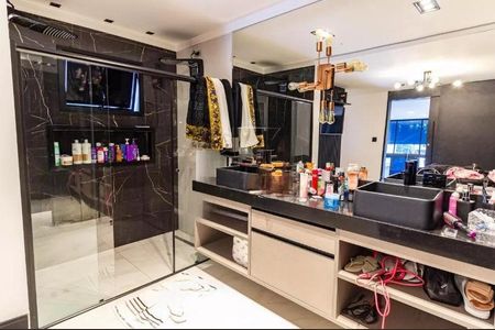 Casa à venda com 300m², 3 quartos e 4 vagas Casa à venda com 300m², 3 quartos e 4 vagasFoto 11