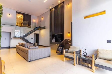 Casa à venda com 300m², 3 quartos e 4 vagas Casa à venda com 300m², 3 quartos e 4 vagasFoto 02