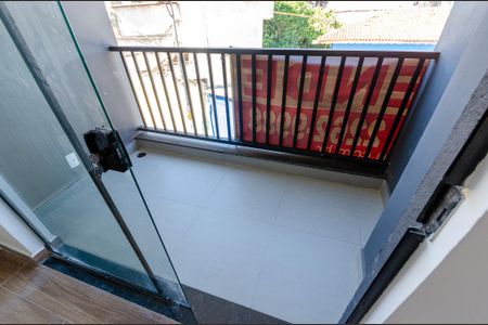 Apartamento à venda com 32m², 1 quarto e sem vaga Apartamento à venda com 32m², 1 quarto e sem vagaSacada da Sala