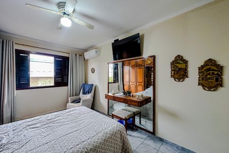 Casa à venda com 186m², 3 quartos e 4 vagasSuíte