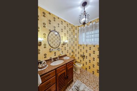 Casa à venda com 186m², 3 quartos e 4 vagasLavabo