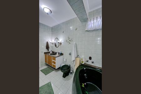 Casa à venda com 186m², 3 quartos e 4 vagasBanheiro da Suíte