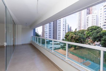 Apartamento à venda com 134m², 4 quartos e 3 vagasVaranda