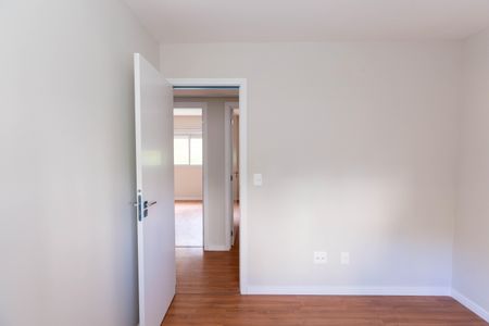 Apartamento à venda com 134m², 4 quartos e 3 vagasQuarto 2