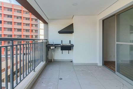 Apartamento à venda com 73m², 2 quartos e 1 vaga Apartamento à venda com 73m², 2 quartos e 1 vagaVaranda