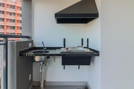 Apartamento à venda com 73m², 2 quartos e 1 vaga Apartamento à venda com 73m², 2 quartos e 1 vagaVaranda