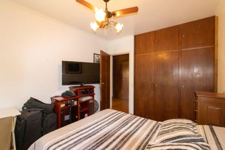 Apartamento à venda com 160m², 3 quartos e 2 vagas Apartamento à venda com 160m², 3 quartos e 2 vagasQuarto 2