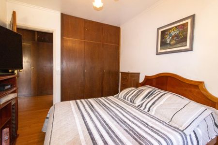 Apartamento à venda com 160m², 3 quartos e 2 vagas Apartamento à venda com 160m², 3 quartos e 2 vagasQuarto 2