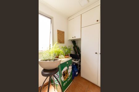 Apartamento à venda com 160m², 3 quartos e 2 vagas Apartamento à venda com 160m², 3 quartos e 2 vagasÁrea de Serviço