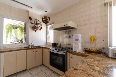 Apartamento à venda com 160m², 3 quartos e 2 vagas Apartamento à venda com 160m², 3 quartos e 2 vagasCozinha