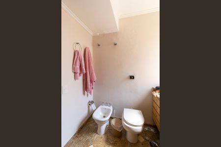 Apartamento à venda com 160m², 3 quartos e 2 vagas Apartamento à venda com 160m², 3 quartos e 2 vagasBanheiro Social