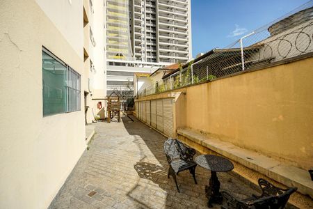 Apartamento para alugar com 75m², 2 quartos e 1 vagaÁrea de convivência