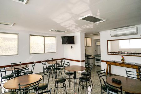 Apartamento para alugar com 75m², 2 quartos e 1 vagaÁrea comum - Salão de festas