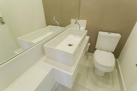 Apartamento à venda com 134m², 3 quartos e 1 vaga Apartamento à venda com 134m², 3 quartos e 1 vagaLavabo
