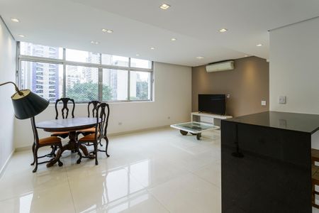 Apartamento à venda com 134m², 3 quartos e 1 vaga Apartamento à venda com 134m², 3 quartos e 1 vagaSala
