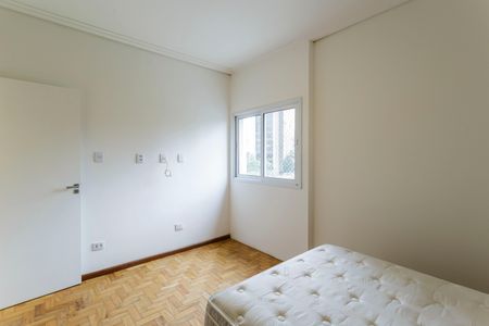 Apartamento à venda com 134m², 3 quartos e 1 vaga Apartamento à venda com 134m², 3 quartos e 1 vagaQuarto 2