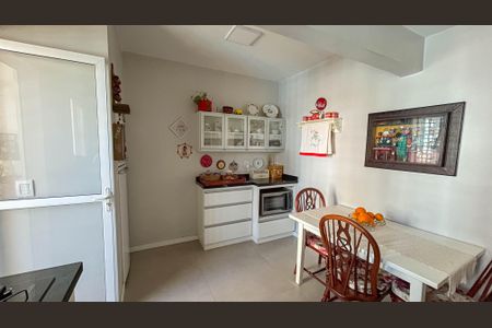 Apartamento à venda com 81m², 3 quartos e sem vagaCozinha