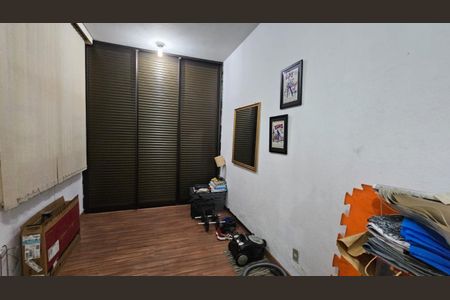 Casa à venda com 210m², 3 quartos e 3 vagas