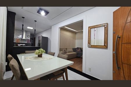 Casa à venda com 210m², 3 quartos e 3 vagas