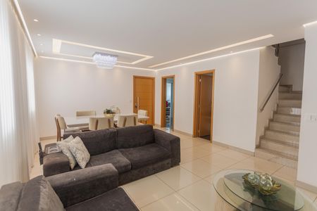 Sala de apartamento à venda com 4 quartos, 289m² em Sagrada Família, Belo Horizonte