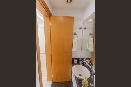 Apartamento à venda com 289m², 4 quartos e 5 vagasLavabo