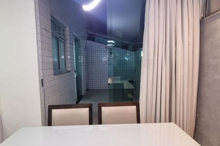 Apartamento à venda com 130m², 3 quartos e 2 vagas