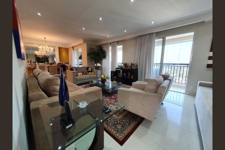 Apartamento à venda com 170m², 3 quartos e 3 vagasFoto 01