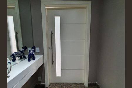 Apartamento à venda com 170m², 3 quartos e 3 vagasFoto 01