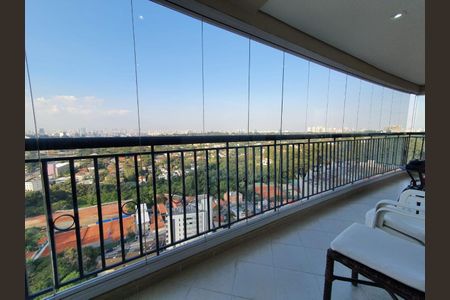 Apartamento à venda com 170m², 3 quartos e 3 vagasFoto 01