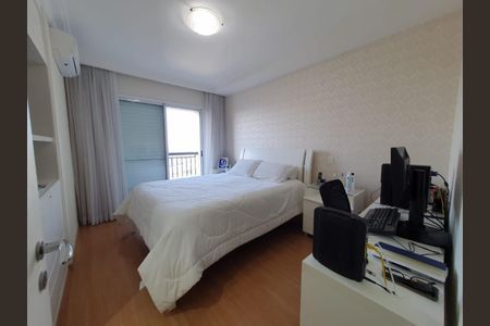 Apartamento à venda com 170m², 3 quartos e 3 vagasFoto 01