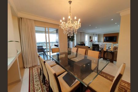 Apartamento à venda com 170m², 3 quartos e 3 vagasFoto 01