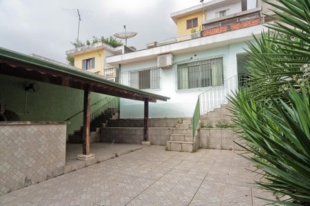 Casa para alugar com 99m², 2 quartos e 1 vagaÁrea externa