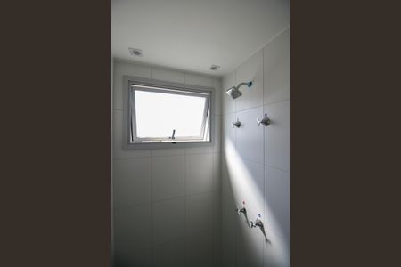 Apartamento à venda com 38m², 2 quartos e sem vaga Apartamento à venda com 38m², 2 quartos e sem vagaBanheiro Social