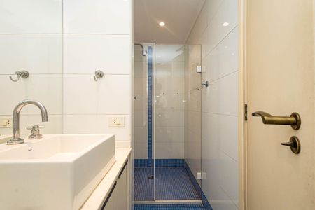 Apartamento à venda com 280m², 2 quartos e 3 vagasBanheiro Social