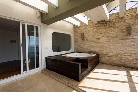 Apartamento à venda com 280m², 2 quartos e 3 vagas Terraço /Banheira