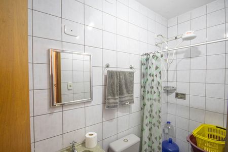 Casa à venda com 260m², 3 quartos e 2 vagasBanheiro de Serviço